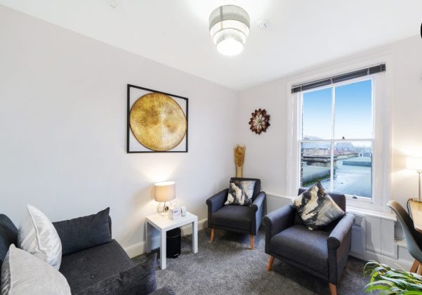 Comfortable private rooms in Wimbledon